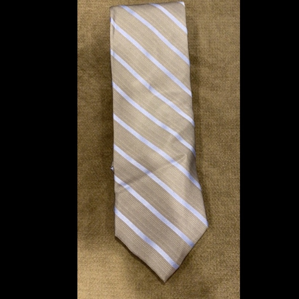 Beau Brummel men’s silk tie.